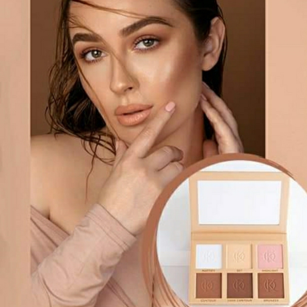 NIB  Kenia Ontiveros Beauty Set & Define Kit